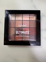 NYX Ultimate 16色眼影盤