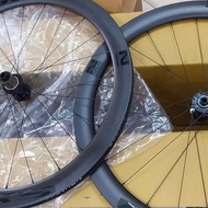 Wheelset Roadbike 700c Novatec R5 Carbon disk break TA