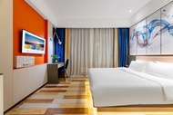 7 Days Hotel (Shenzhen Science Park Metro Station Vientiane World)