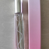 Nuoc hoa dung 1lan la yeu Vietnamese perfume smells good, Inuoc hoa dung 1lan la yeu Vietnamese perf