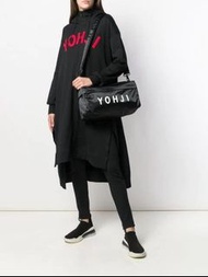 Y3 YOHJI 絕版品 ! Logo 罕見旅行袋、側背包、斜背包、逛街包、健身包~