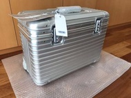 Rimowa Pilot 37L