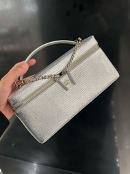 Chanel 26b銀色蜥蜴手袋