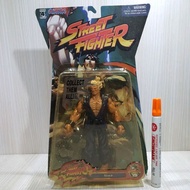 Static figureakuma street fighter toy about 6 inches tall, full articulation, good PVC material, ori