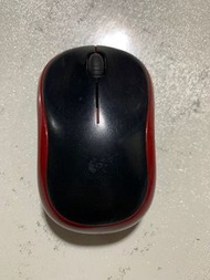 Logitech M185 wireless mouse 便攜無線滑鼠