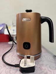 打奶泡機