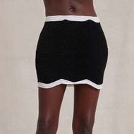 Kourtney Skirt กระโปรงผ้าถักทอสองสี เอวกลาง สำหรับใส่ในชีวิตประจำวัน ไปชายหาด วันหยุด เทศกาล คอนเสิร