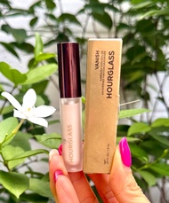 Hourglass Vanish Airbrush Concealer 1.3ml.