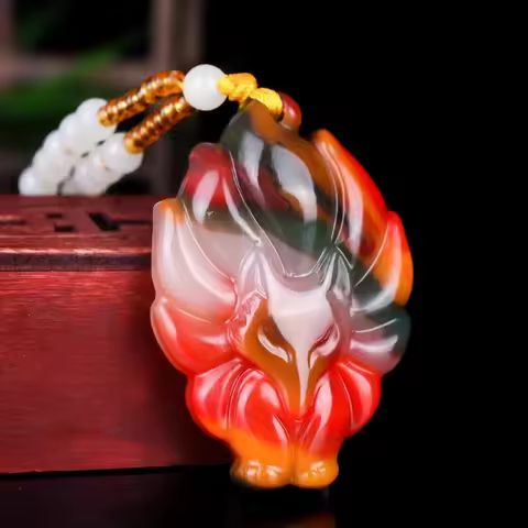 Fashion Colour Seven-tailed Fox Jade Pendant Necklace Jewellery Chinese Hand-Carved Women Man Luck G