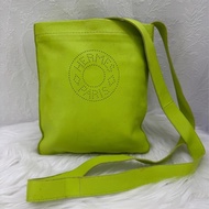 HERMES  Lambskin Clou De Selle Pouch Kiwi