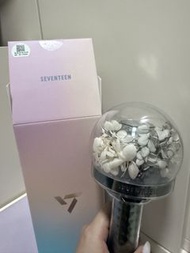 Seventeen 一代手燈及三代手燈