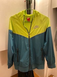 Nike螢光黃綠防水風衣外套