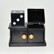 Miracle Dice Box Tiny Magic Trick Dice/ in a Moving Box