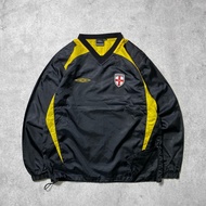 Vneck windbreaker vintage umbro england jacket