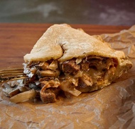 Steak & Mushroom Pie 5″ 250g – พายเสต็ก เนื้อ+เห็ด