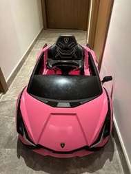 兒童電動車