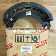 HINO 500 Rear Brake Pads Plain Model X4602-EV072