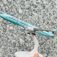 AIR CANADA AIR PLANE MODEL WITH BEAUTIFUL STANDARD WHEELS 20CM FULLBOX