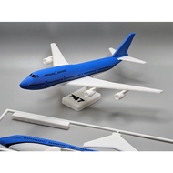 747 Airplane Kit Card by Harace Protoworks