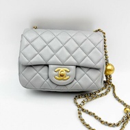 CHANEL mini square classic 17cm with gold ball 經典小金球灰色羊皮17方胖子