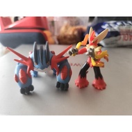 Pokemon Tomy Tarts Mega Blaziken Swampert