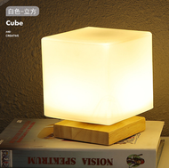 其他品牌 - LED 座枱燈 實木布藝北歐裝飾檯燈 | 臥室床頭燈 | 簡約小夜燈 USB 插電 - 立方