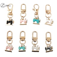 LUImo 4pcs Mini Sewing Machine Keychains – A Stitch Of Memory & Meaning, Vintage Miniature Enamel Me
