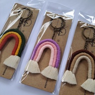 [Ready Stock] Handmade Macrame Rainbow Keychain/Doorgift 🌼✨