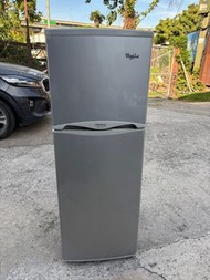己清洗乾淨Whirlpool 168公升雙門雪櫃