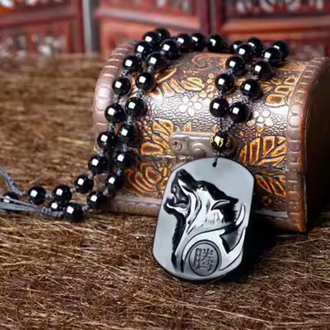 1 Strand Nature Stone Pendant Carving Obsidian Wolf Head Collar Hombre Necklaces Cool and Powerful P