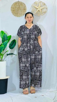 PLUS SIZE CHALLIS TERNO VNECK SQUAREPANTS