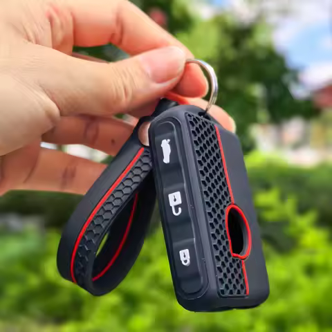 Silicone Key case for Volvo XC60 XC40 XC90 S90 V60 S60 V90 2020 Car Key Cover Case Keychain Accessor