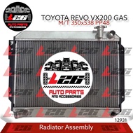 12931Toyota Revo VX200 Gas Radiator Assembly M/T 350x538 PP48 3ROWS