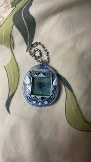Tamagotchi 藍色電子寵物機