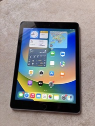 Apple iPad (第5代) 32GB
