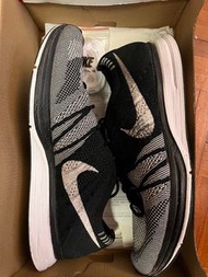 Nike Flyknit Trainer Black Oreo