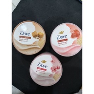 DOVE EXFOLIATING BODY SCRUB 280G POMEGRANATE SAKURA SUGAR COCONUT