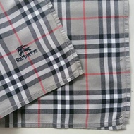 Burberry 古董手帕 格紋 灰黃色 18 x 17 英吋