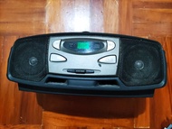 Venturer 便攜式 CD 收音機
