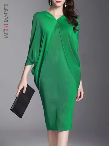 LANMREM Women Dress Round Neck Three Quarter Batwing Sleeves Dresses Loose Pleated Fashion 2025 2H23