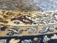 พรมปูพื้นทรงกลมแบบดั้งเดิม Deir Debwan 330000 Point Blue Design 603 (7 Feet 9 Inch X 7 Feet 9 Inch)