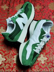 🌹New Balance🌹 NB 327系列 防滑耐磨設計 低幫跑步鞋 男仔女仔款 白綠色MS327LG1