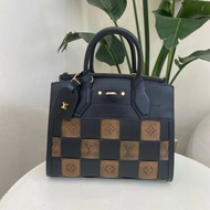 LV City Steamer 編織皮革拼色手提包