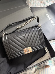 Boy chanel 25