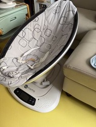 4moms mamaRoo 嬰兒搖椅