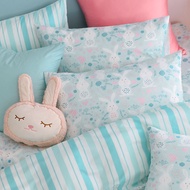 鴻宇 HongYew - 雙人加大床包薄被套組 美國棉授權品牌 300織-眠眠兔-藍