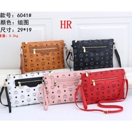 [Ready Stock] Trendy Female Bag Mcm Leather Envelope Bag High Quality PVC Mobile Phone Bag Luxury Ladies Clutch Bag Outdoor Toiletry Bag