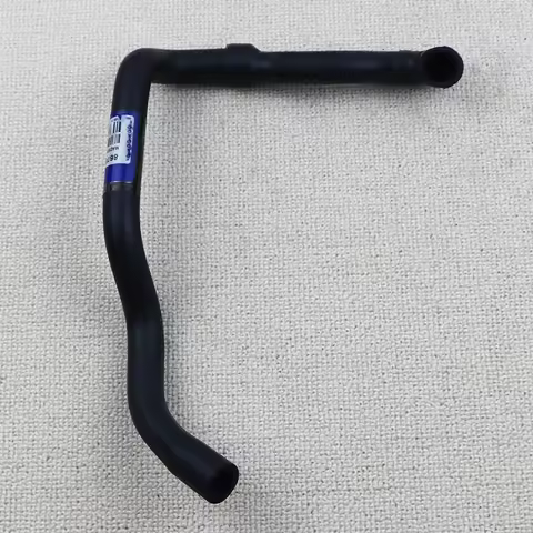 8670008 For Volvo C30 C70 V50 V60 XC60 S40 2.5L-L5 2004-2011 Car Engine Crankcase Breather Hose 8670