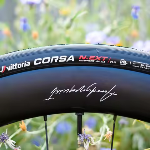 Vittoria Corsa N.EXT TLR 700x28C Folding Tyre G2.0 NEXT TLR Road Tubeless Ready Tire 700C Black Fold