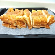 Keto Flourless Cheese Bread Loaf | Net carbs 2g